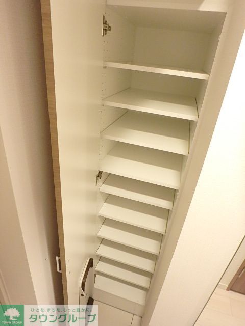 その他部屋・スペース　たっぷりとした収納スペースです