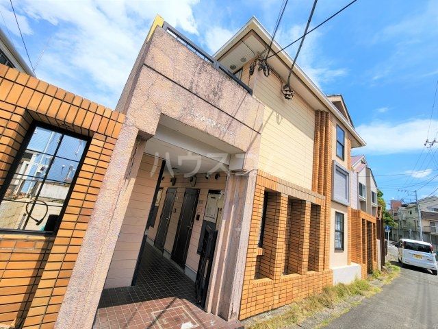 グランドエル藤が岡の外観写真