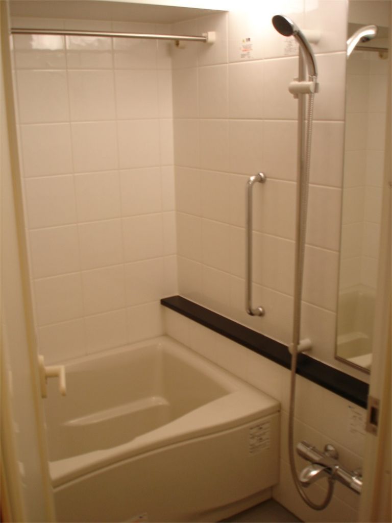 バス・シャワールーム　バス