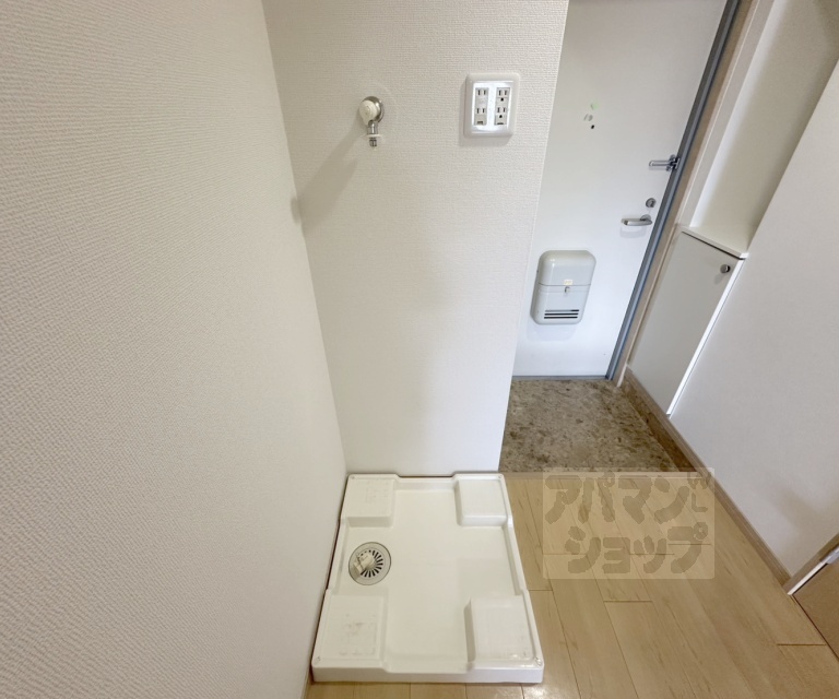 フラッティ壬生坊城の内装写真
