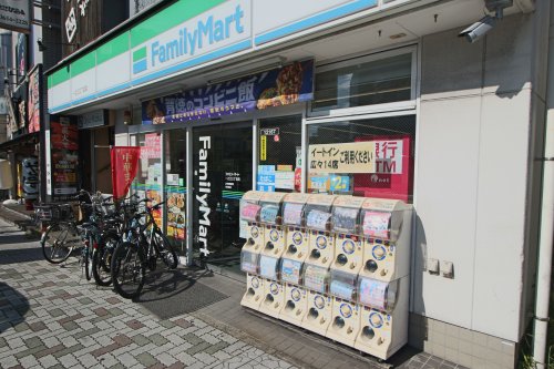 コンビニ　ファミリーマート一之江三丁目店（コンビニ）まで219m