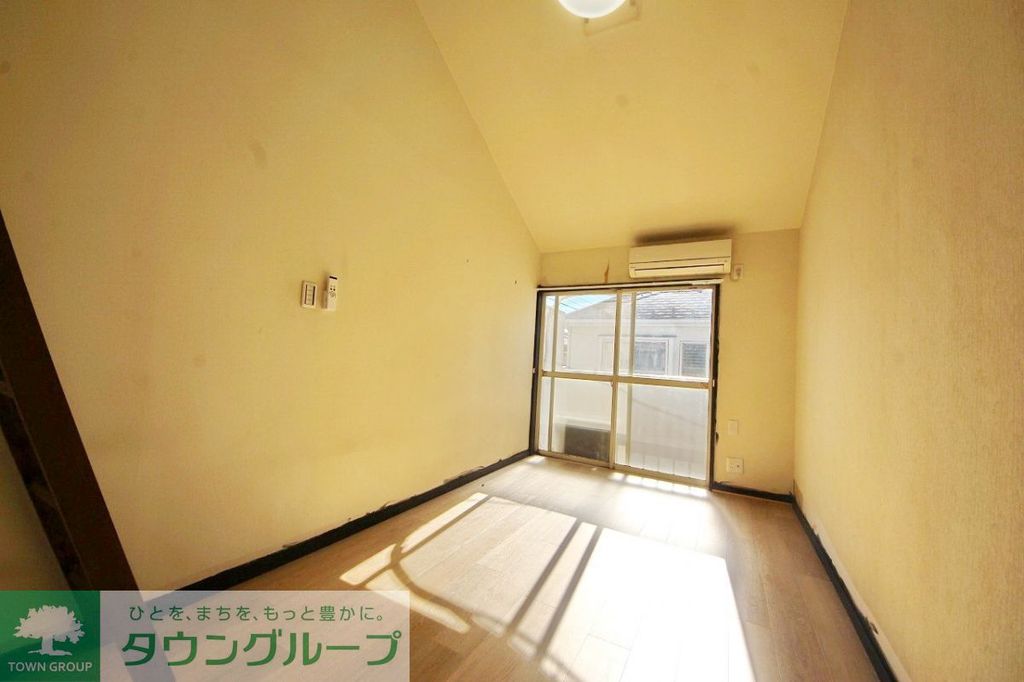 東武東上線 上福岡駅 徒歩8分 2階建 築37年の居間写真