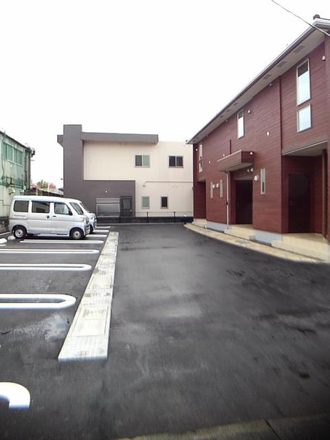 駐車場　駐車場