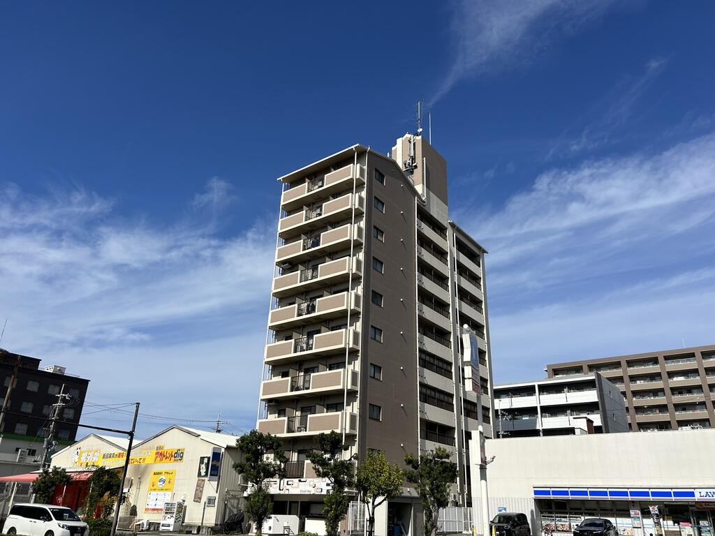 セレーノ井田の外観写真