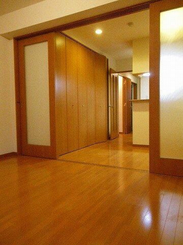 ＪＲ中央線 中野駅 徒歩8分 3階建 築20年の内装写真