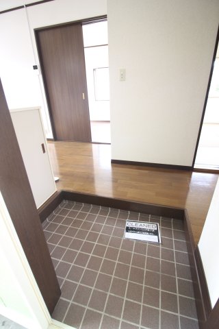 玄関　※前回募集時の写真です