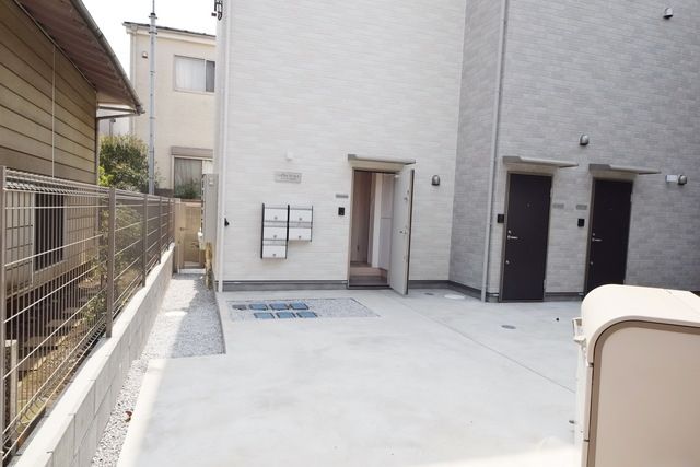 バーミープレイス喜多見IIの外観写真