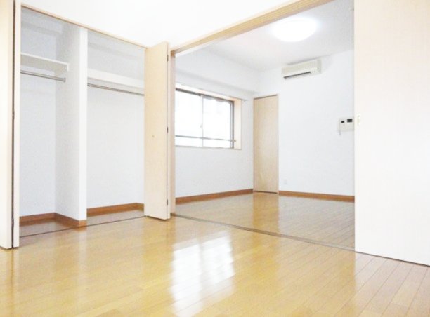 銀座レジデンス参番館の居間写真