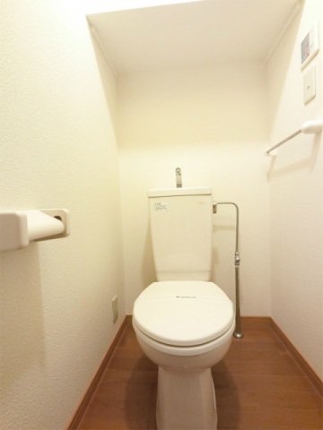 ＪＲ山陽本線 長府駅 徒歩40分 2階建 築23年のトイレ写真