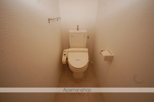 地下鉄七隈線 薬院大通駅 徒歩5分 10階建 築24年のトイレ写真