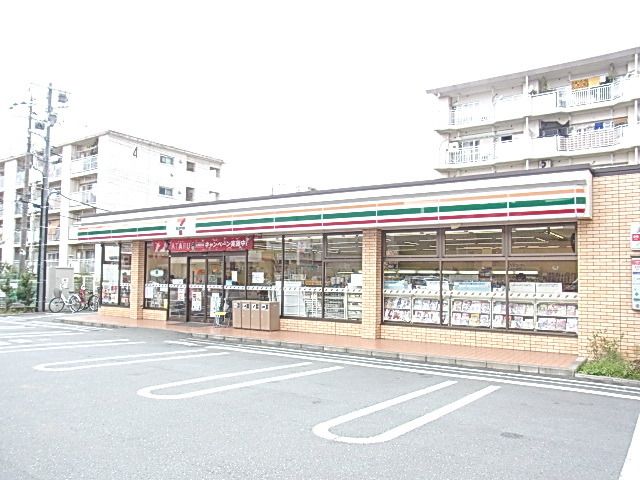コンビニ　セブン－イレブン（コンビニ）まで380m
