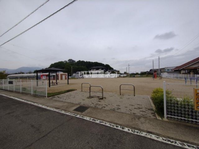 公園　まゆみ公園（公園）まで733m