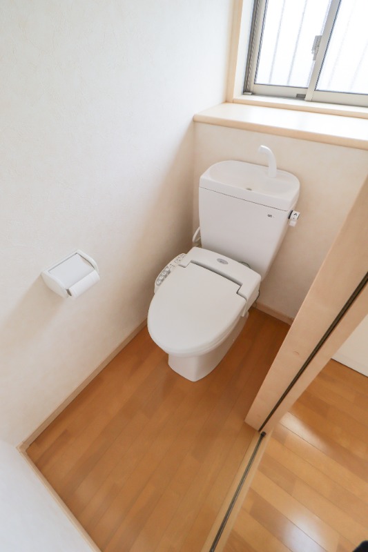 トイレ　図面と現状に相違がある場合には現状を優先