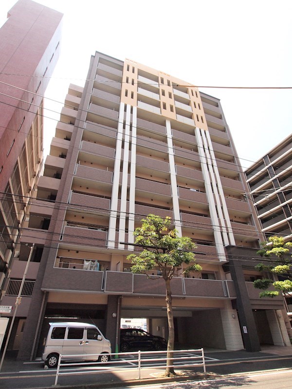 建物外観　モノレール三萩野徒歩圏内。