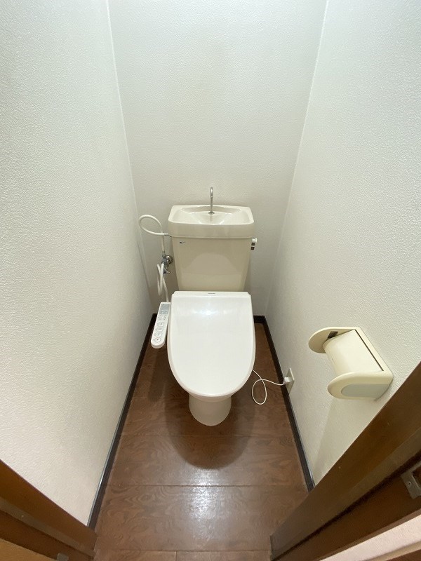 トイレ　別号室写真使用