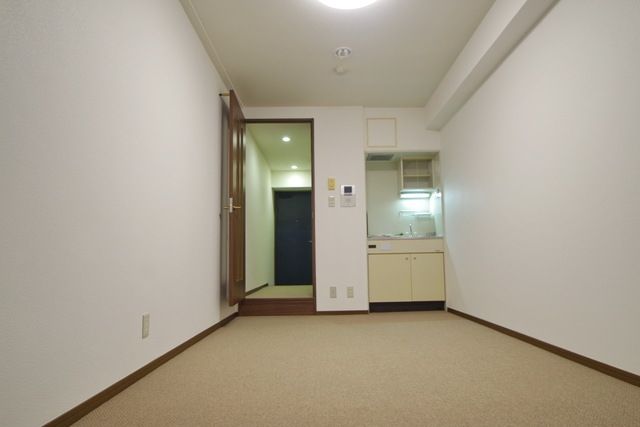 ライオンズマンション海老名の居間写真