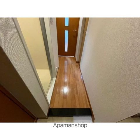 ガラ・ステージ市ヶ谷壱番館の玄関写真