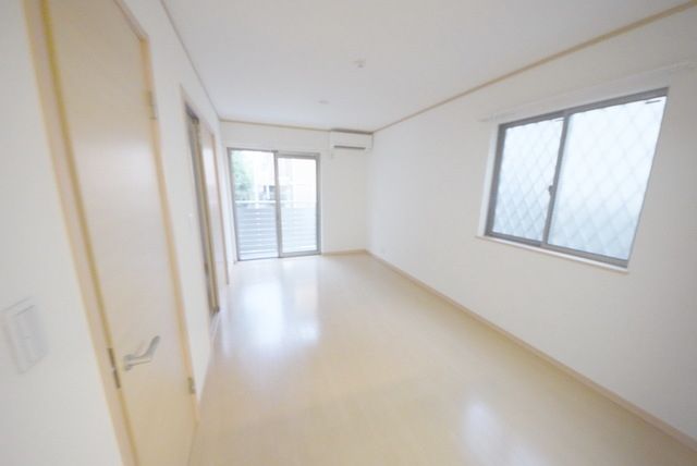 居室・リビング　※別部屋参考写真※