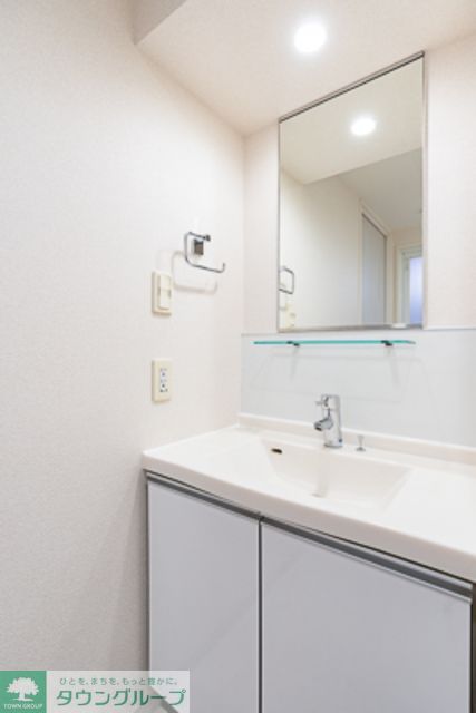 洗面設備　※写真は同タイプ住戸です。