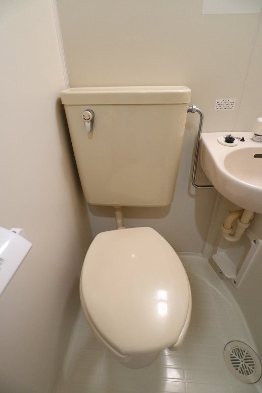 【小金井市中町のマンションのトイレ】