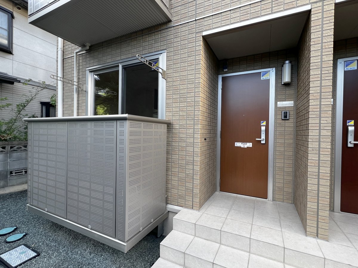 コンビニ　セブンイレブン山形南館3丁目店（コンビニ）まで387m
