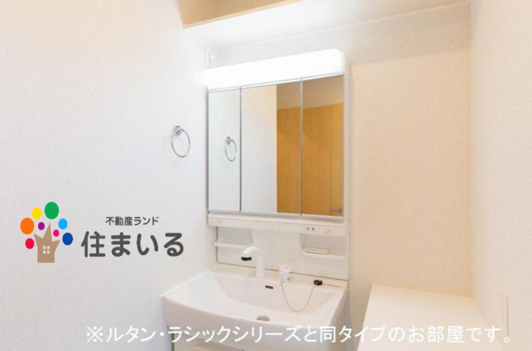 洗面設備　※写真は同型タイプとなります