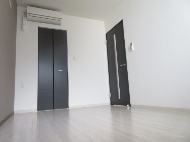 セキュリティ　エアコン付。