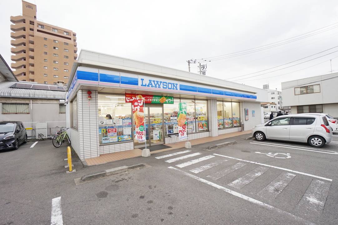 コンビニ　ローソン松山問屋町店（コンビニ）まで574m