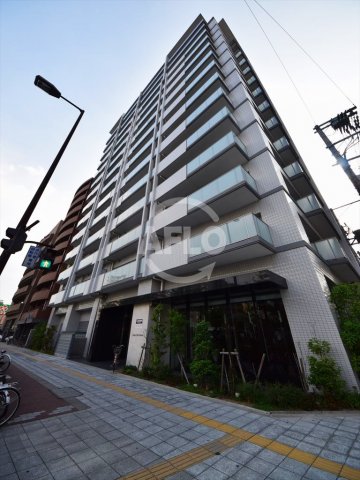 大阪市浪速区稲荷のマンションの建物外観
