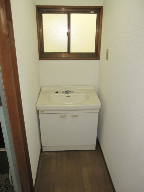 洗面設備　同仕様