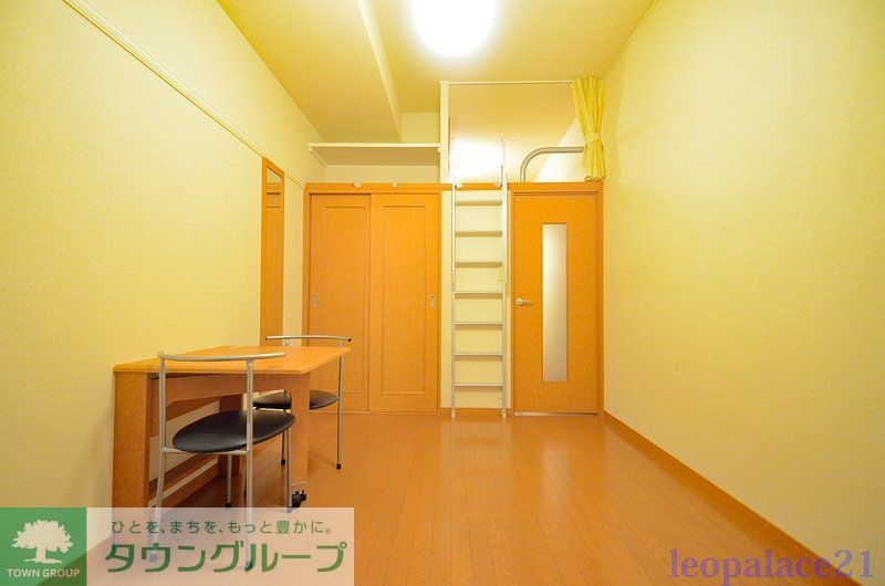 居室・リビング　設備・仕様は号室により異なる為、現況を優先致します。