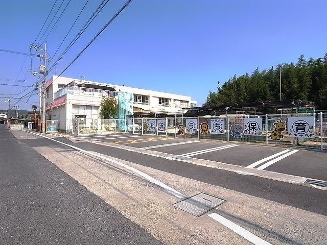 幼稚園・保育園　大内保育園（幼稚園・保育園）まで1013m