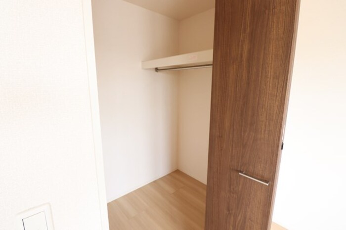 収納　ウォークインクローゼット