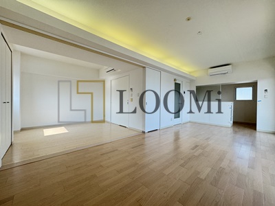 居室・リビング　ドゥーエ谷町　洋室