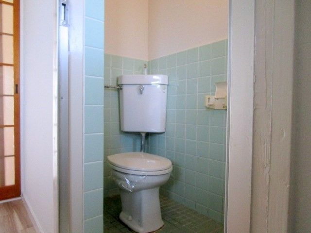 トイレ　トイレ