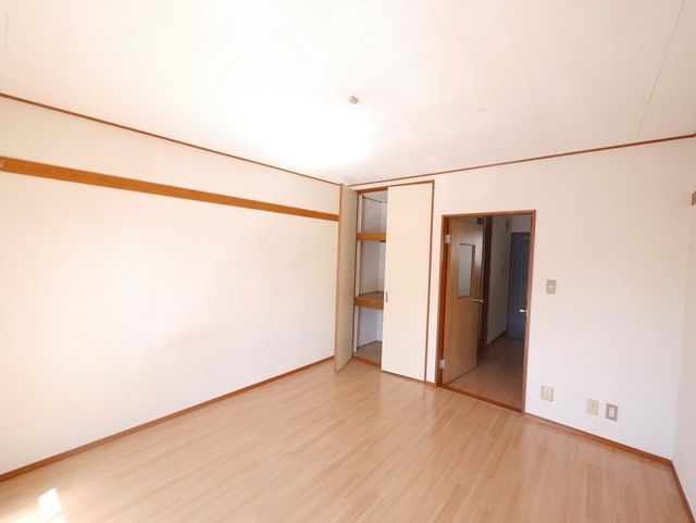 居室・リビング　★お問い合わせはタウンハウジング聖蹟桜ヶ丘店まで★