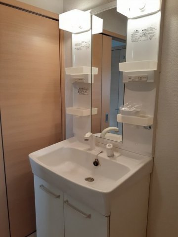 洗面設備　忙しい朝には欠かせない洗面所です