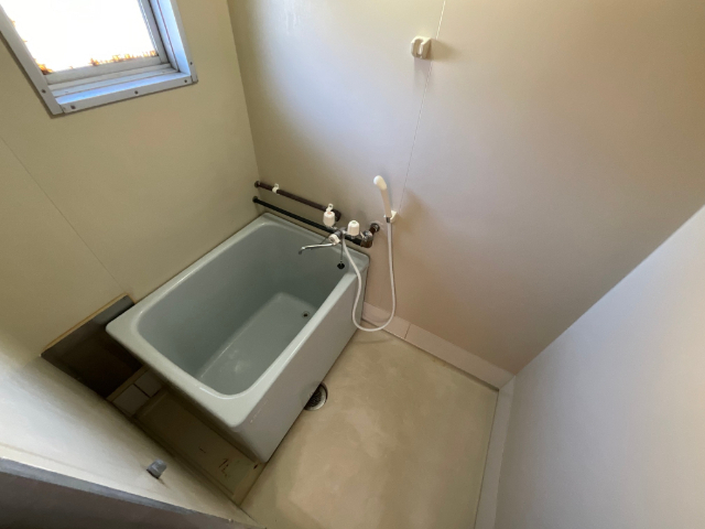 バス・シャワールーム　バス／シャワー