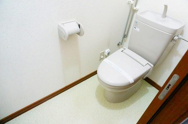 トイレ　トイレ