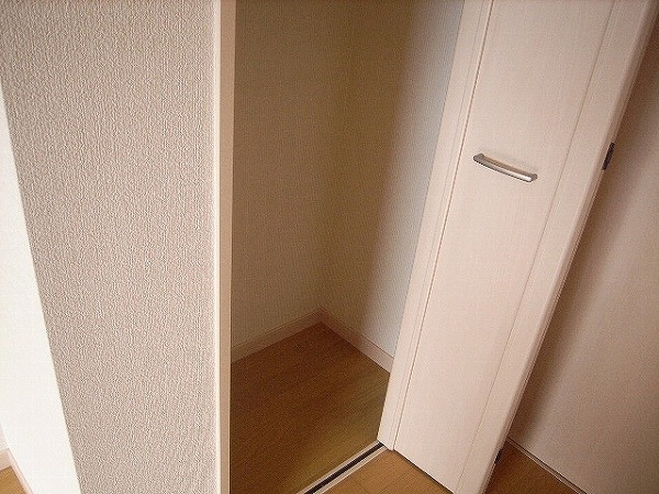 収納　別部屋参照