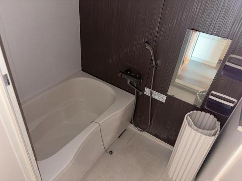 バス・シャワールーム　バス