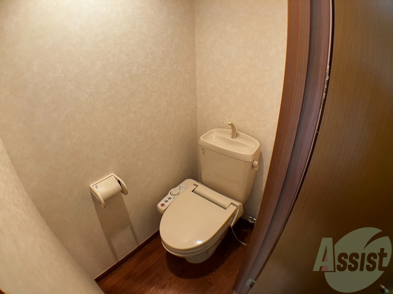 トイレ　ウォシュレット付きトイレはとても便利でいいですよね。