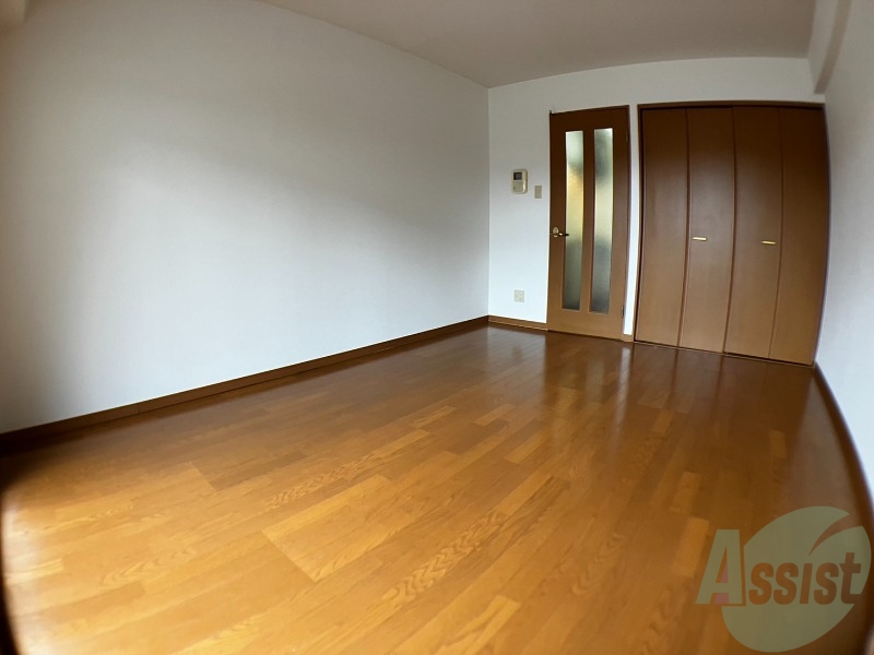 その他部屋・スペース　寝室からも光がたくさん気持ちのいい感じですよね。