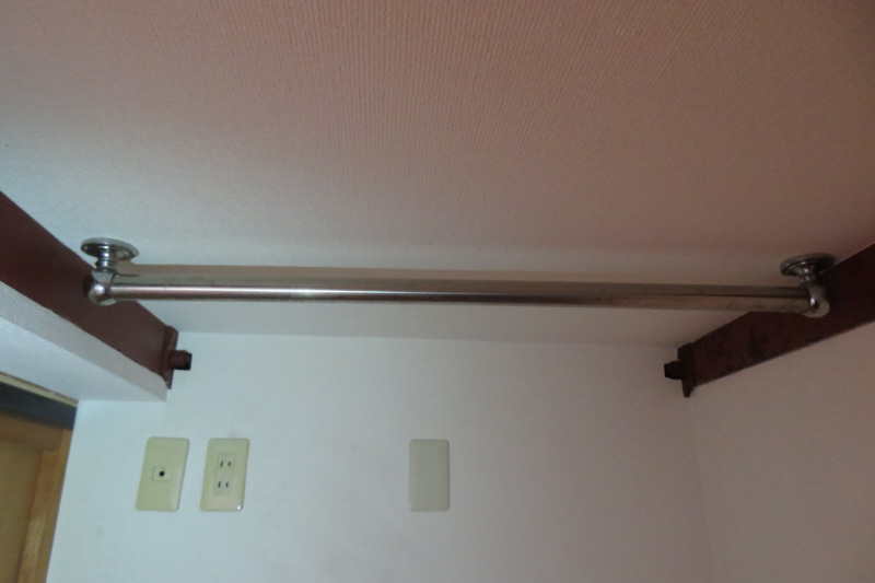 収納　物入内側コンセント付