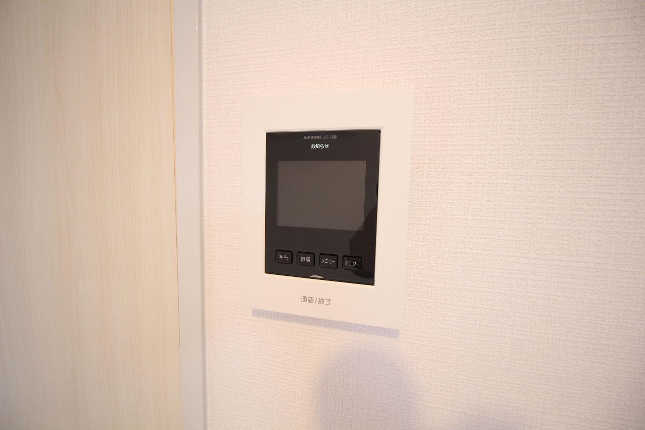 セキュリティ　モニター付きインターフォン