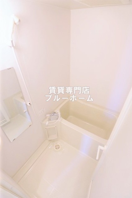 バス・シャワールーム　清潔感のある浴室！
