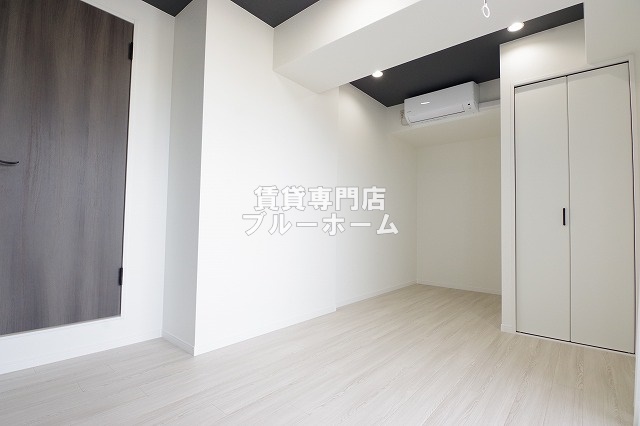 その他　洋室8.7帖！