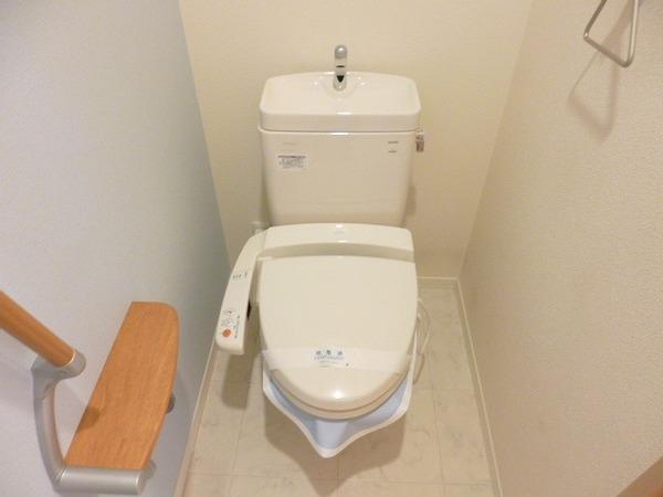 トイレ　ウォシュレット！