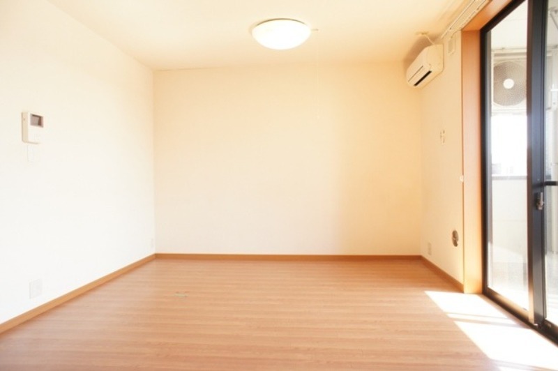 居室・リビング　図面と現状に相違がある場合には現状を優先