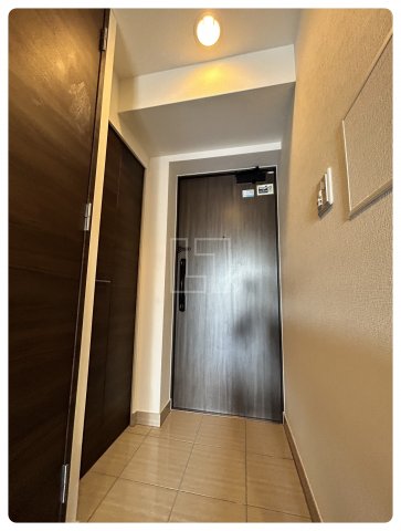 玄関　コンフォリア京町堀　玄関スペース